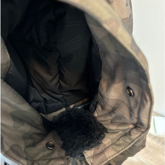 CLEARANCE| Golden by TNA Bancroft Down Parka - Picture 7 of 8